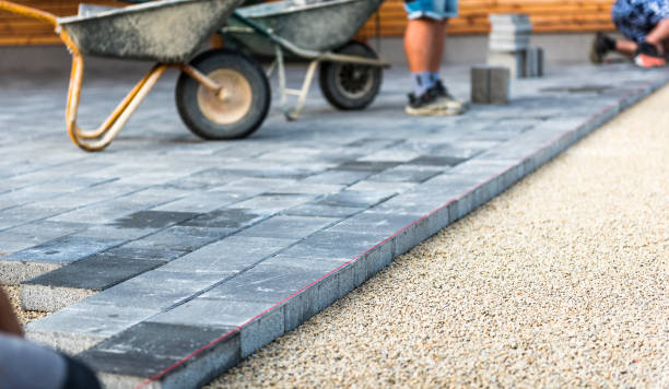Best Concrete Driveway Installation in Rainbow Lakes Estates, FL