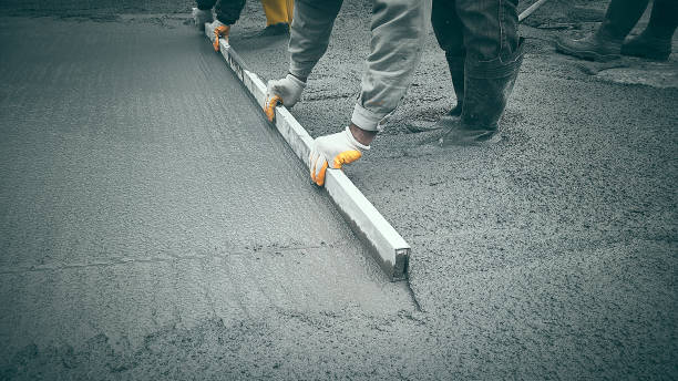 Best Concrete Sidewalk Installation in Rainbow Lakes Estates, FL
